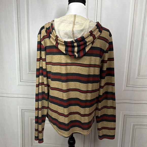 Oversize striped top - Picture 7 of 10